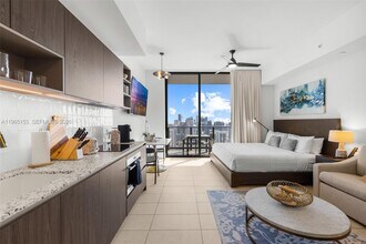 Building Photo - 159 NE 6th St