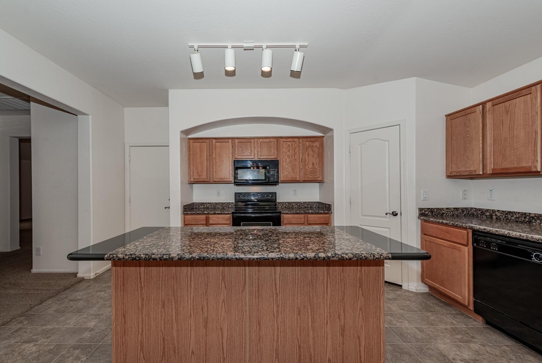 Building Photo - 17571 W Eugene Ter