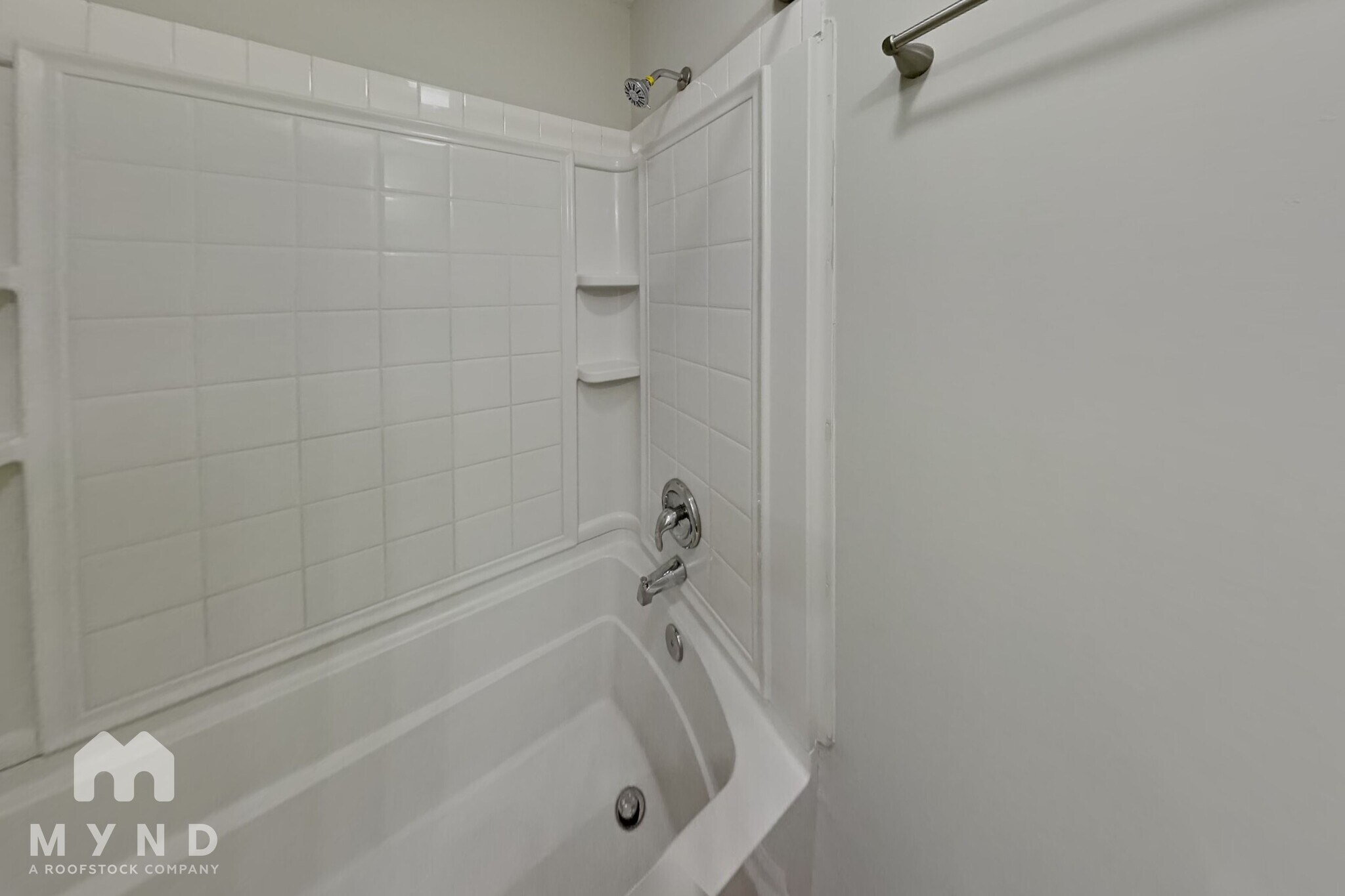 Building Photo - 3519 Misty Wood Dr