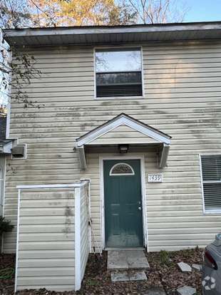 Building Photo - 1439 Live Oak Dr