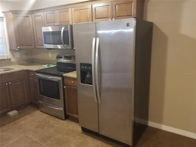 Building Photo - 7100 Dartmouth Ave N