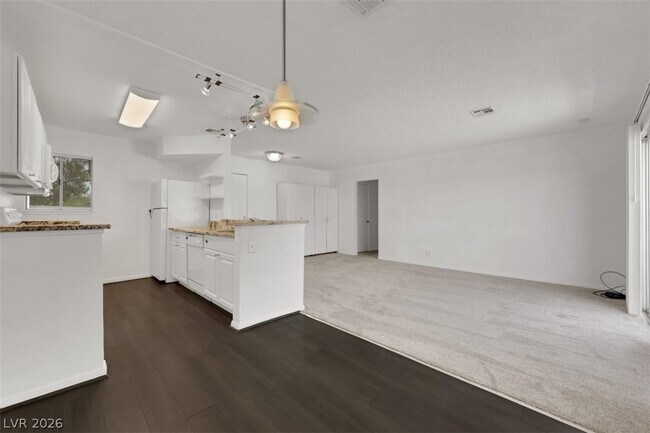 Building Photo - 2373 Wooster Cir