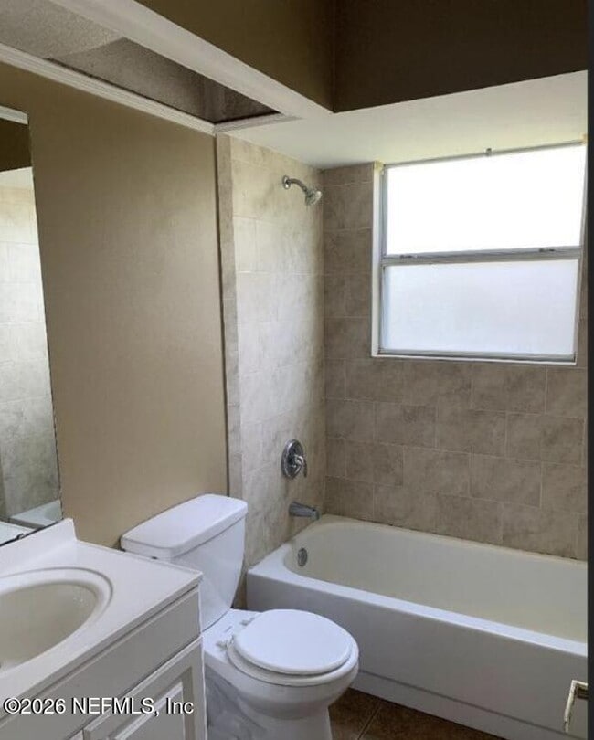 Building Photo - 8584 Bandera Cir W