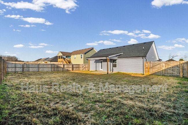 Building Photo - 1514 Fredrick Dr