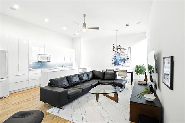 Building Photo - 2325 Rusk Pl