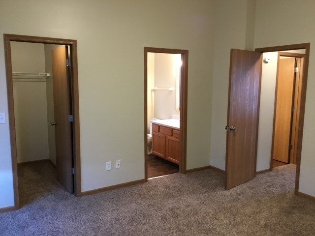 Building Photo - 6803 Brookstone Dr