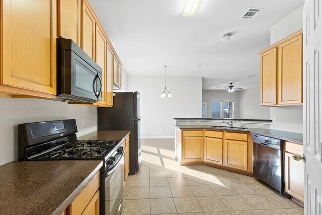 Building Photo - 236 Caddis Cv