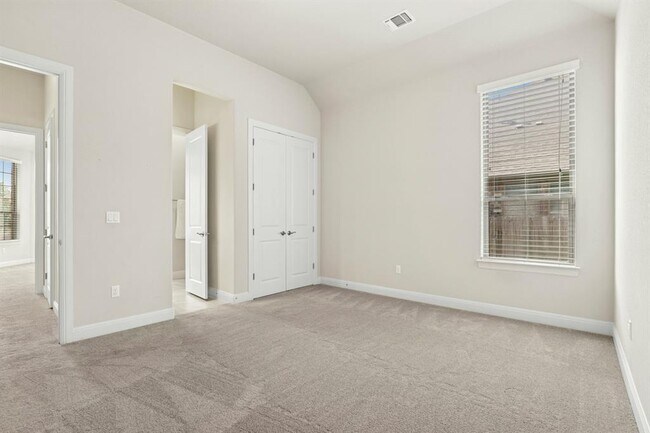 Building Photo - 10408 Nicolet Way