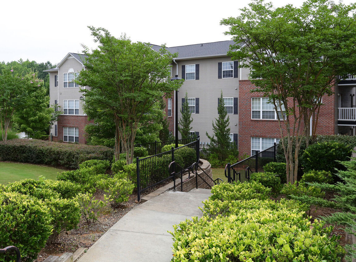 Orchard Springs - 5500 Oakley Industrial Blvd Fairburn GA 30213 | Apartment  Finder