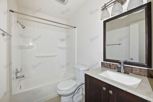 Building Photo - 10259 Aurora Dr