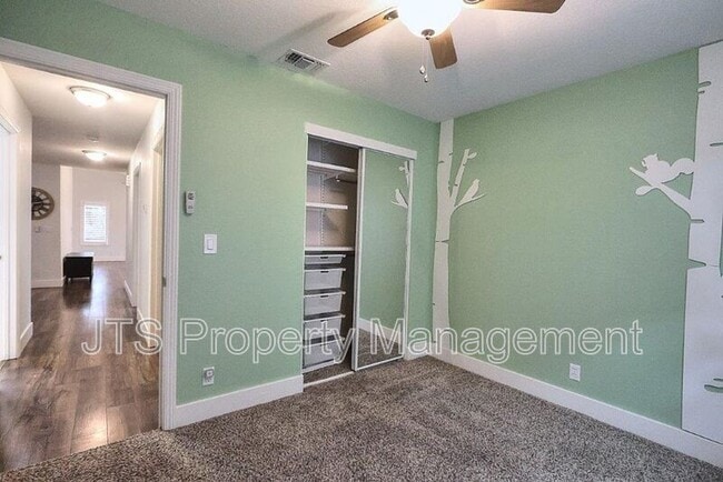Building Photo - 5248 Phoenix Ridge Pl