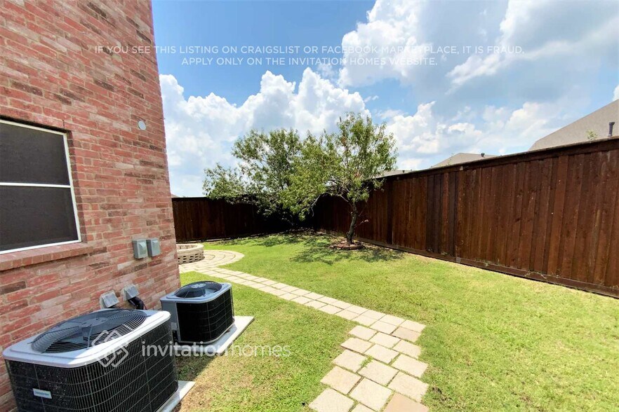 Building Photo - 8000 Stowe Springs Ln