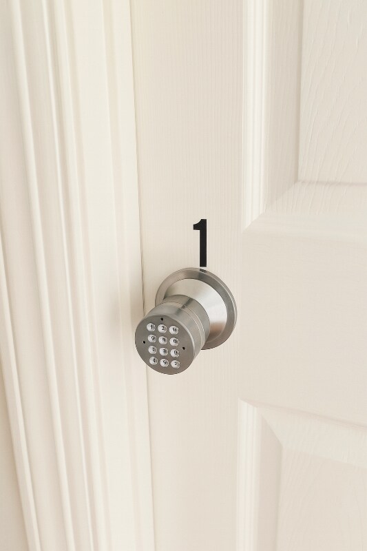 Building Photo - 2221 Mountain Mist Ct