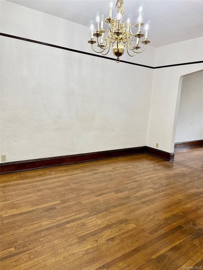 Building Photo - 404 Bauer Pl