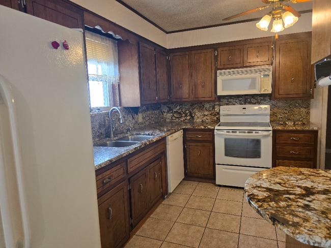 Building Photo - 116 Kinsey Ln