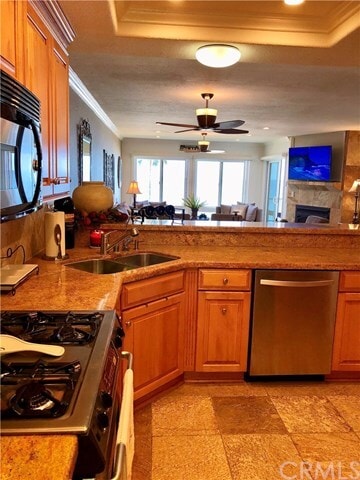 Building Photo - 423 Avenida Granada