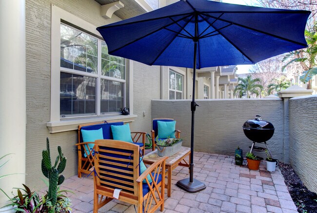 Building Photo - 7233 101st Ln