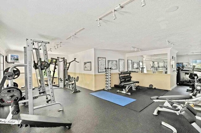 Building Photo - Beautifully Remodeled and Updated Upstairs Condo Unit in the Private & Gated Vista Way Village Co...