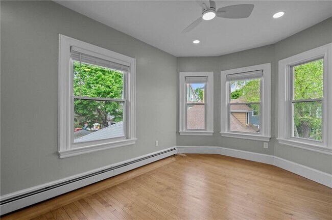 Building Photo - 17 Selkirk Rd