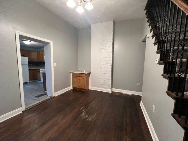 Building Photo - A Gorgeous, Completely Remodeled, Historic...