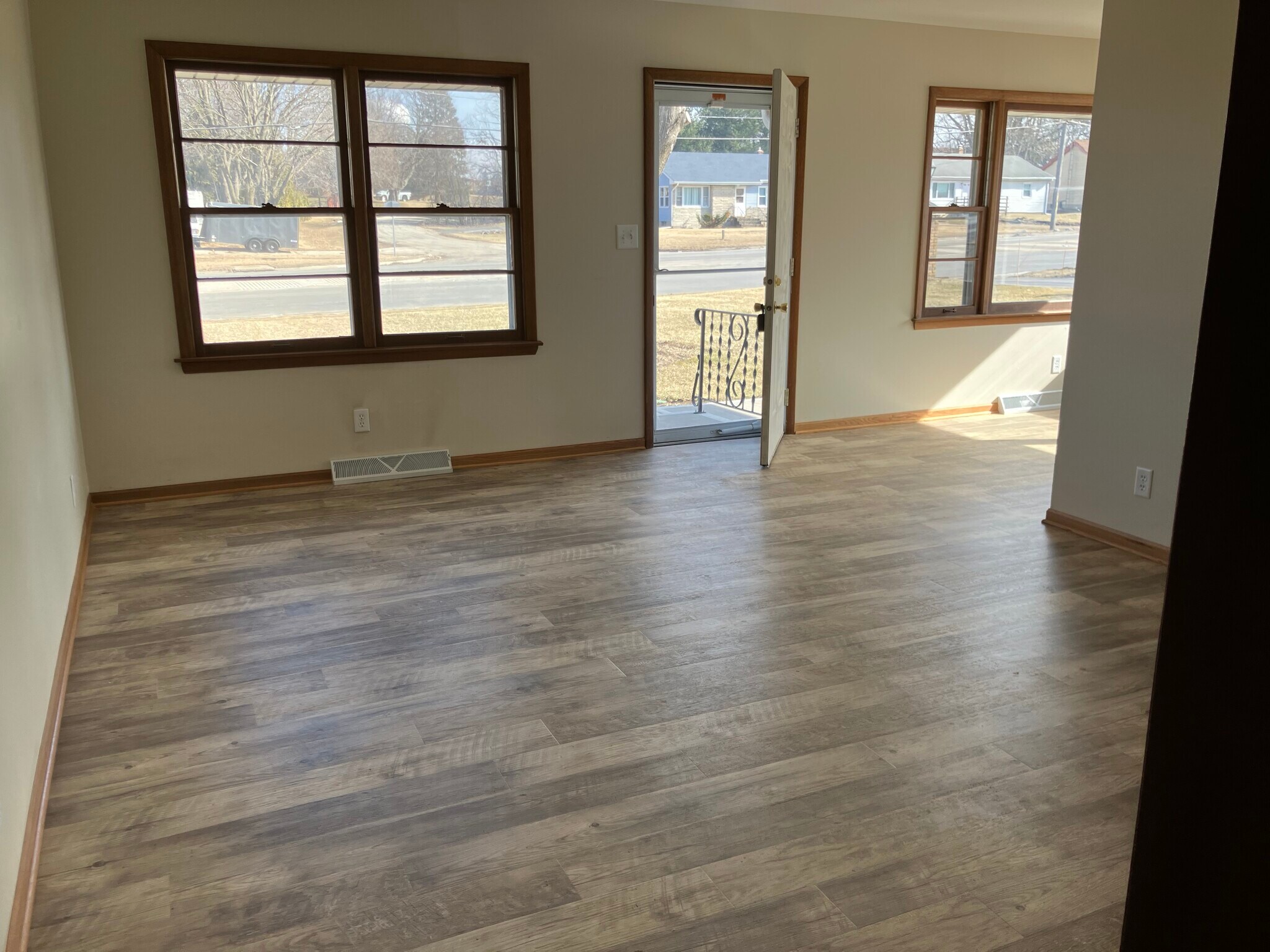 Building Photo - 3984 Owen Center Rd