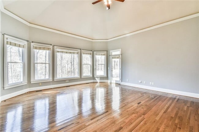 Building Photo - 2674 Nutwood Trce