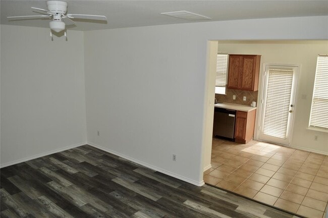 Building Photo - 13 Verde Ranch Loop