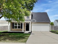 Building Photo - 423 Seabreeze Drive