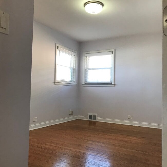 Building Photo - 8930 Meade Ave