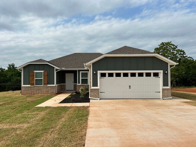 Building Photo - New Construction 3 bedroom, 2 bathroom on ...
