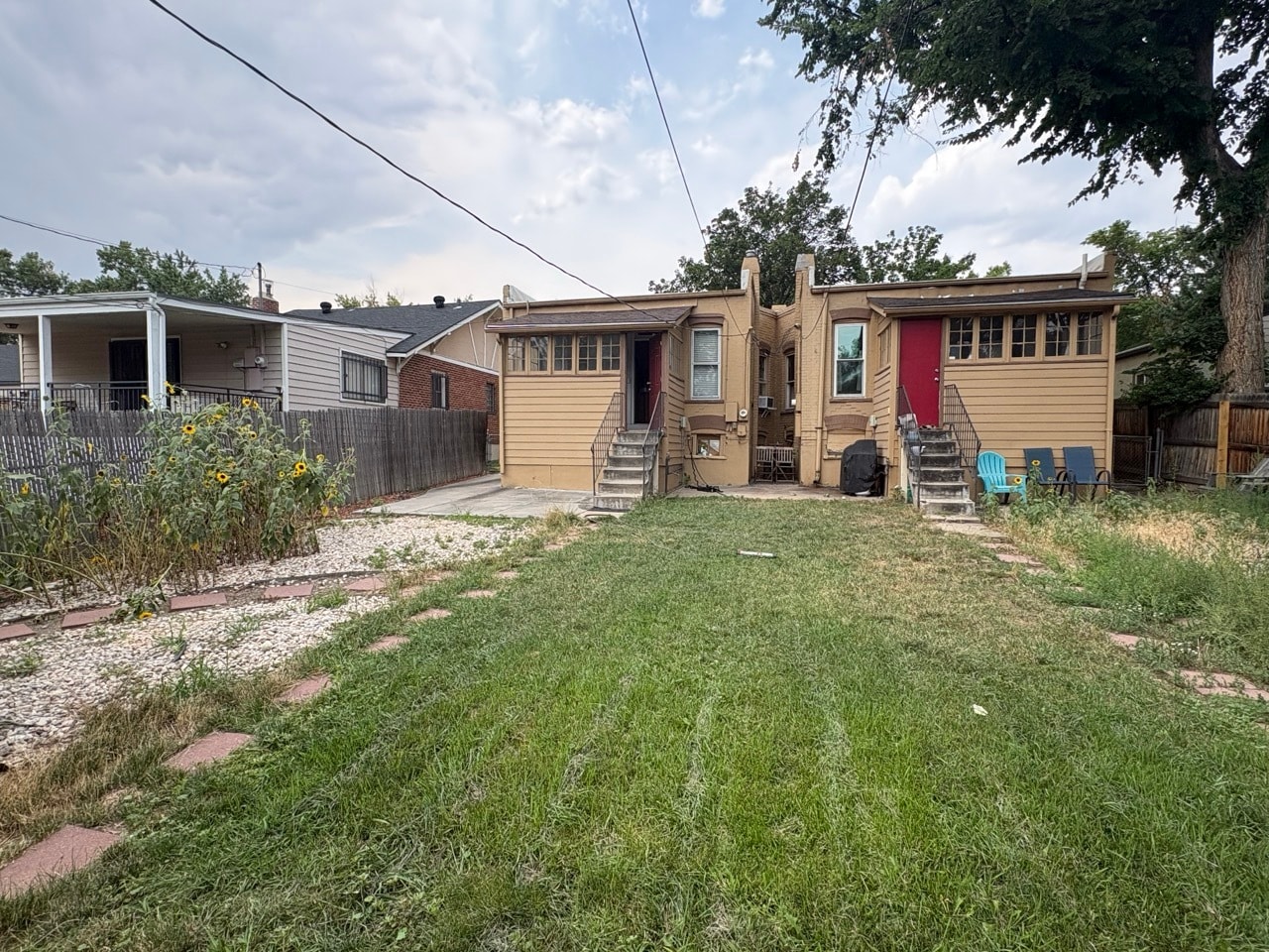 Back of house - 3406 N Raleigh St