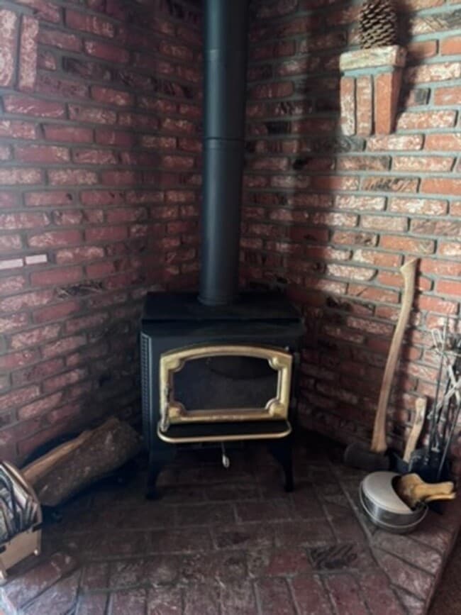Building Photo - Spacious Furnished 3BD + Den / 3BA Mountain Condo | Pet Friendly | Villa de los Pinos