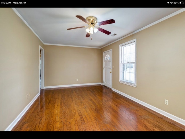 Building Photo - 1 Henrietta St