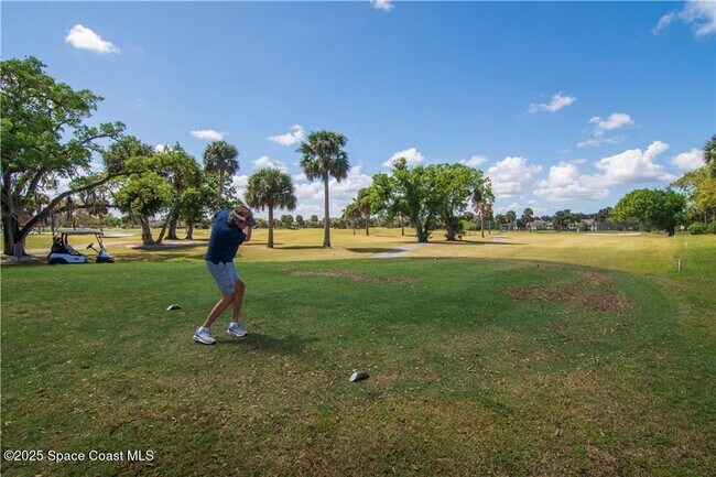 Building Photo - 27 Plantation Dr