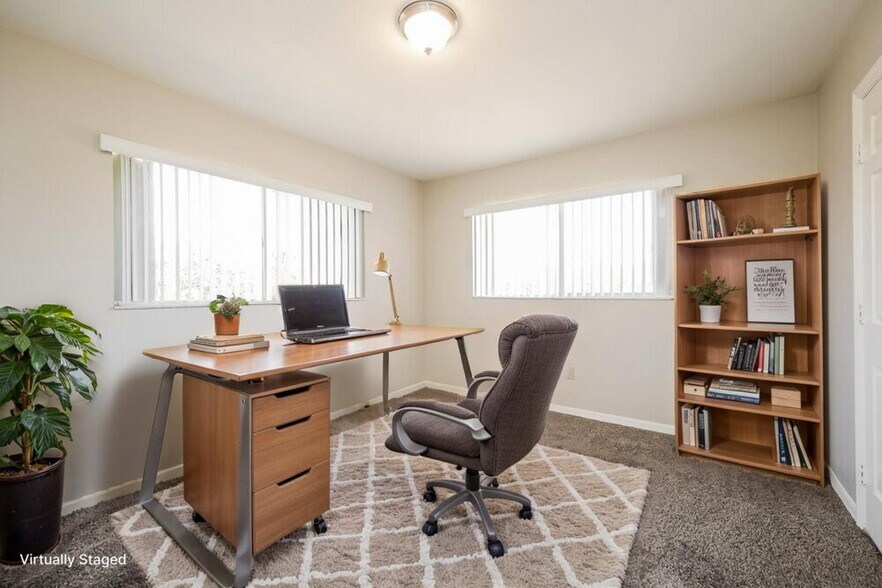 Building Photo - 2130 SE 9th Terrace