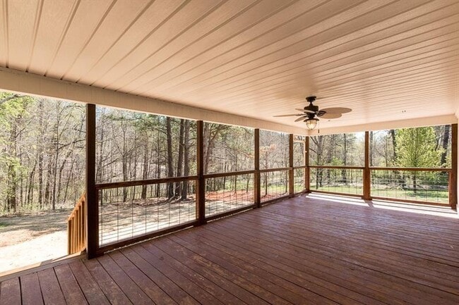 Building Photo - 4882 Sugar Pike Rd