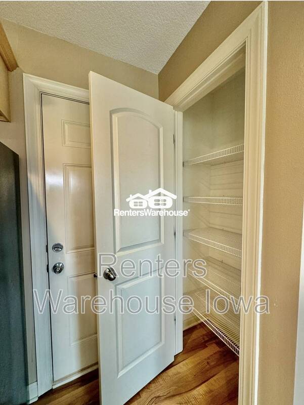 Building Photo - 2004 63rd St