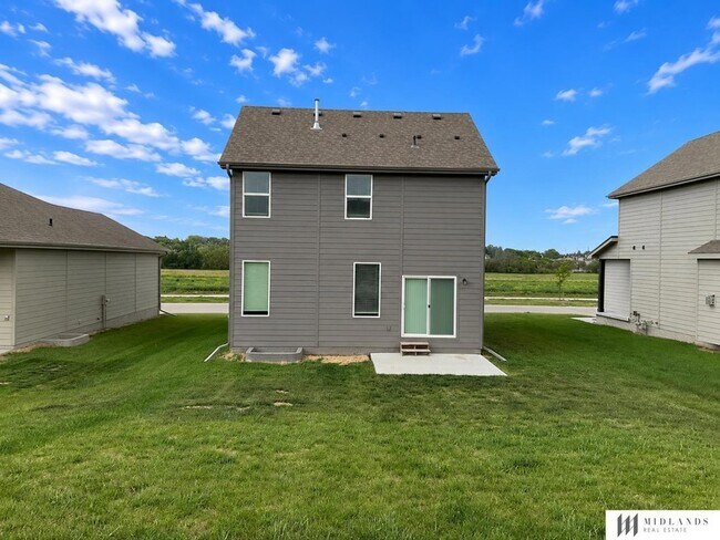 Building Photo - 15975 Kempten Crk Dr