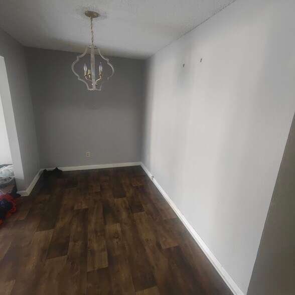 Building Photo - 103 Thornwell Ct