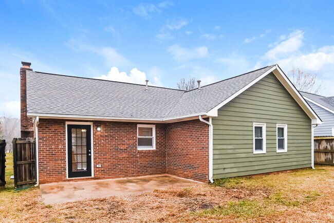 Building Photo - 3100 Faircroft Way