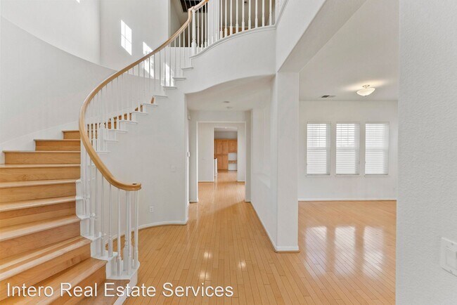 Building Photo - 4 br, 2.5 bath House - 4193 Stewart Lane
