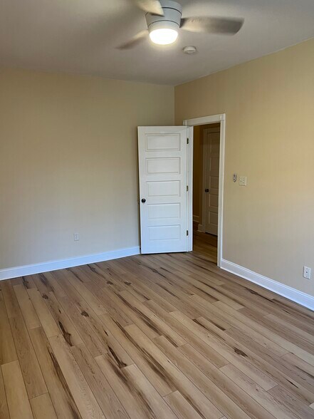 Bedroom - 507 N Rodney St
