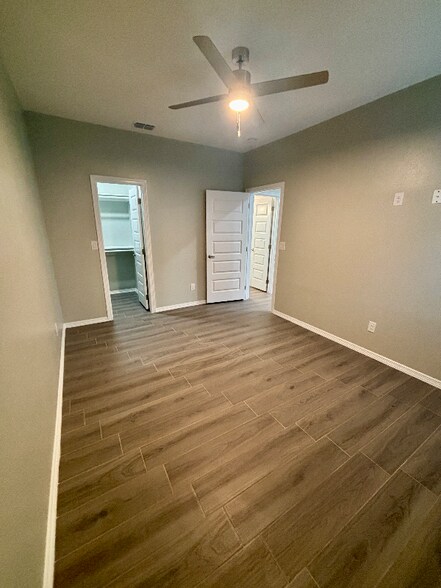Building Photo - 3012 West Dr