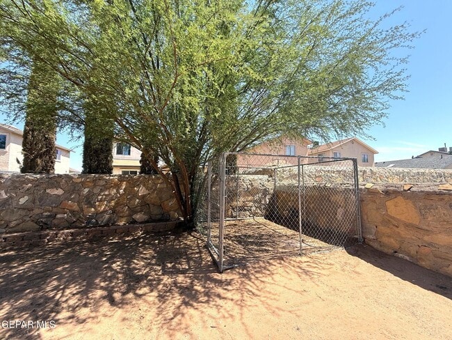 Building Photo - 14057 Tierra Delfin Dr