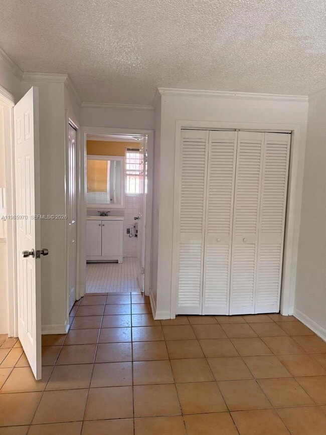 Building Photo - 409 NW 33rd St