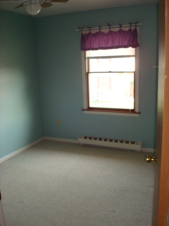 Building Photo - 1528 Blue Course Dr