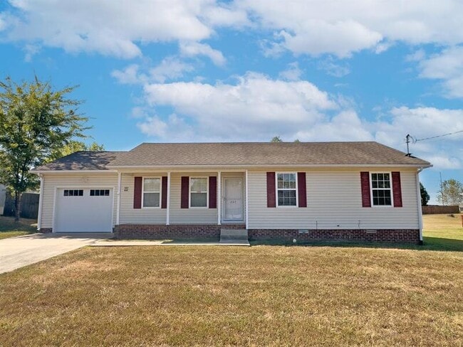 Primary Photo - 207 Ruf Dr
