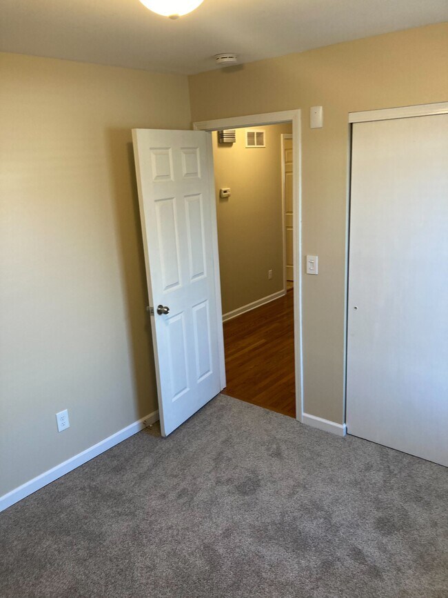 Bedroom #3 - 88 Mallard Pointe Dr