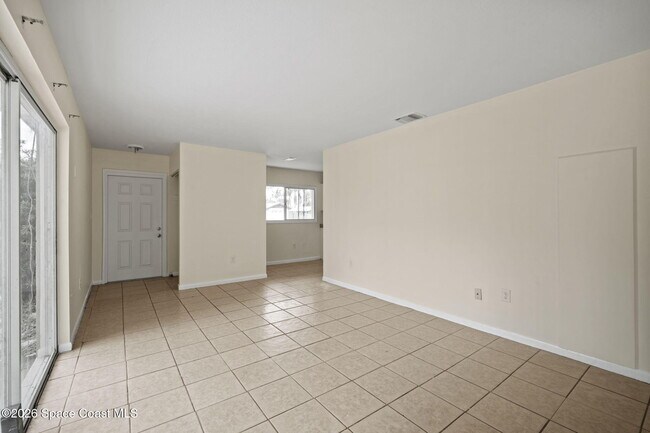 Building Photo - 1688 Eisenhower Ave