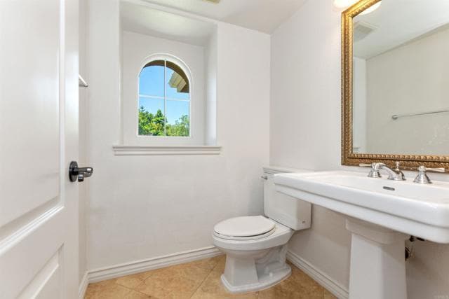 Building Photo - 975 Baylor Dr